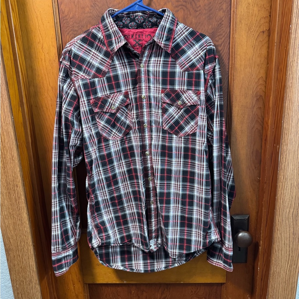 Twenty X Button Up Pearl Snap Men’s Medium Red Black Plaid Western Country